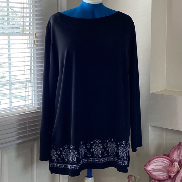 Northern Spirit woman black knit long sleeves pullover top. Size 2X. Pre-owned. - Picture 1 of 9